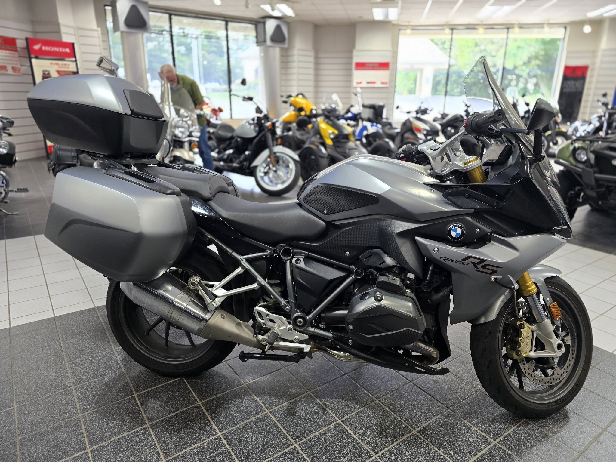 2016 BMW R 1200 RS in Asheville, NC