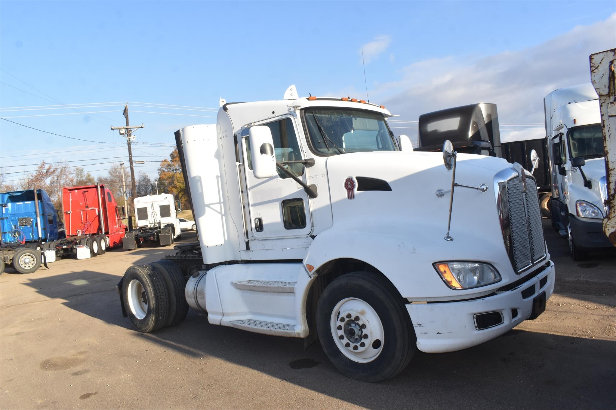 2010 KENWORTH T660 in Covington, TN