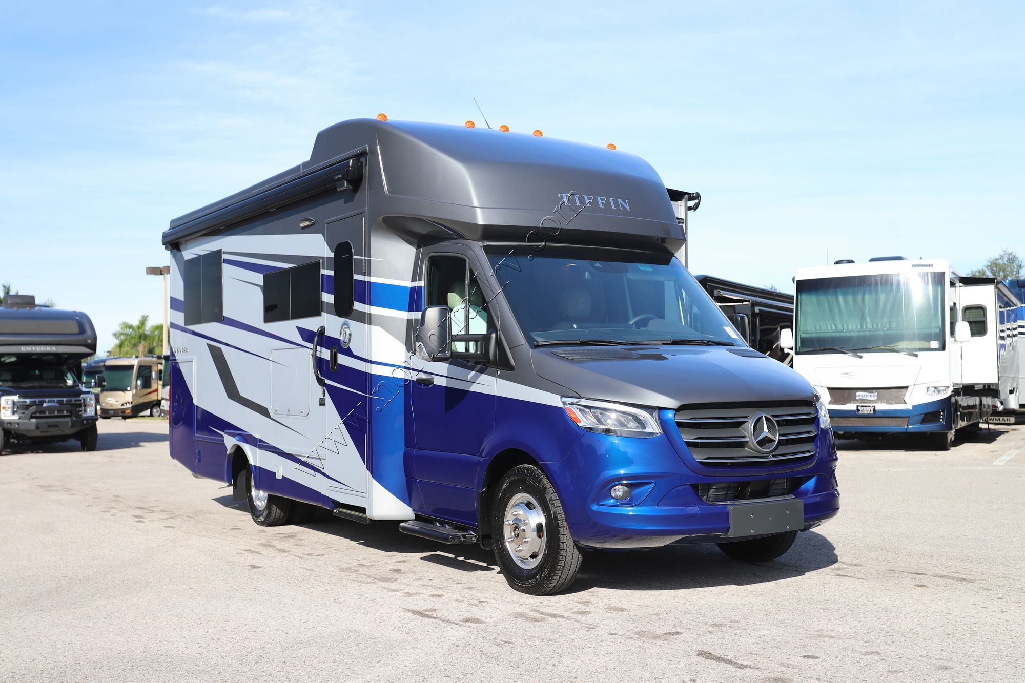2026 Tiffin Motor Homes Wayfarer 25XLW in ft. myers FL
