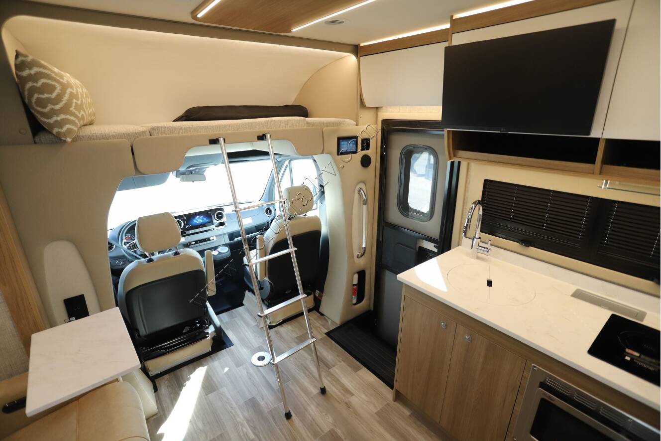 A photo of this 2026 Tiffin Motor Homes Wayfarer 25XLW