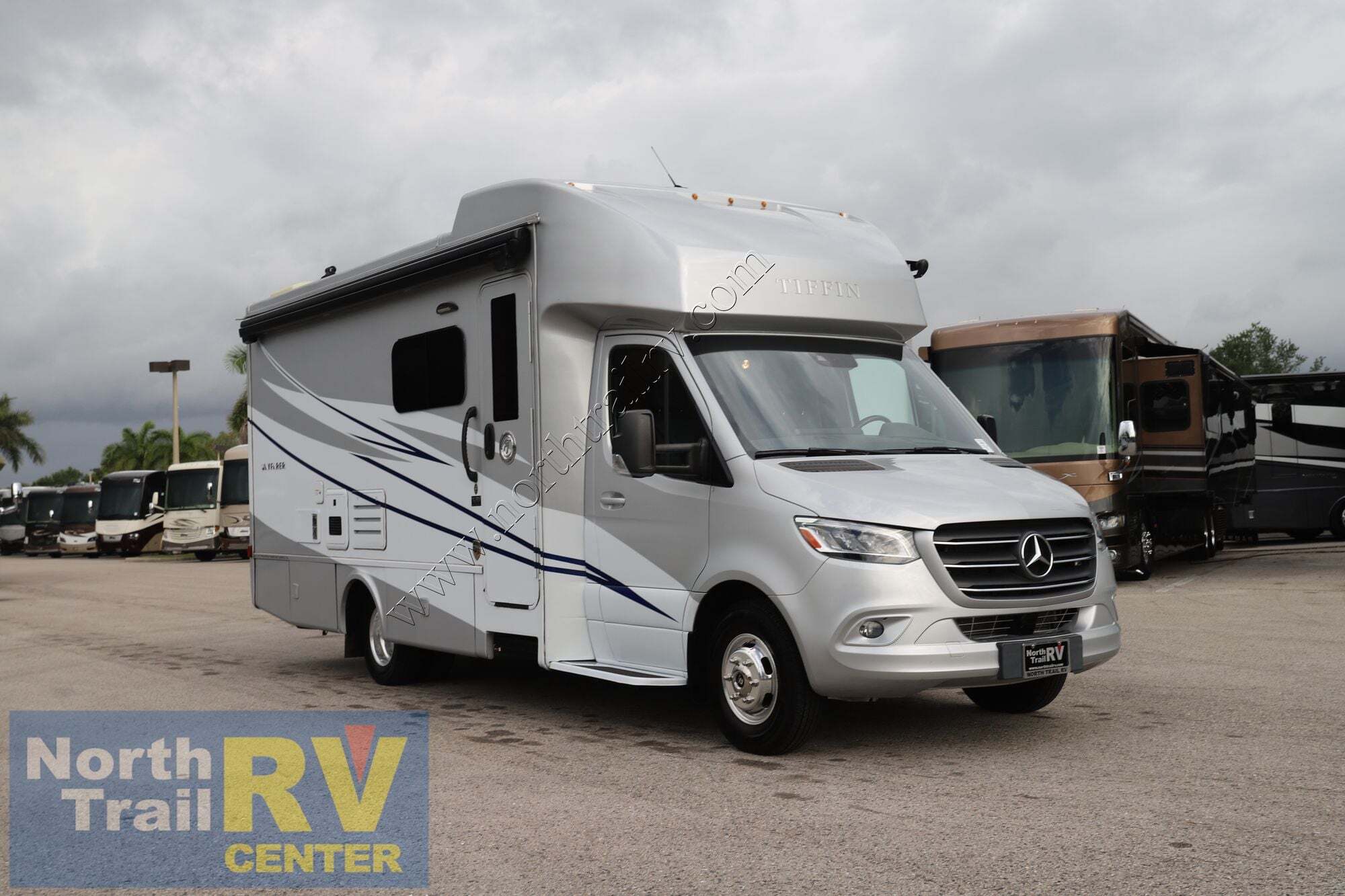 2022 Tiffin Motor Homes Wayfarer 25RW in ft. myers FL