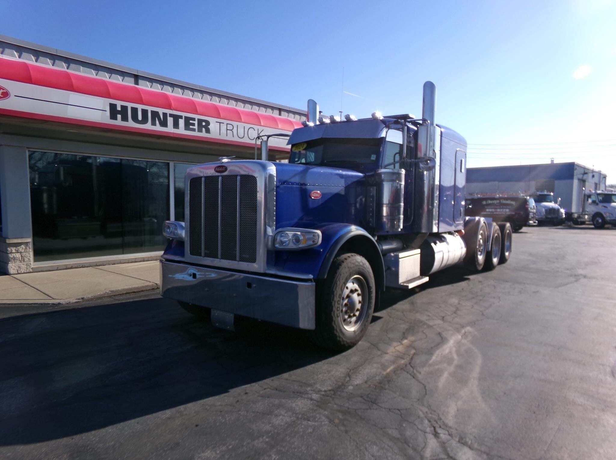 2024 PETERBILT 389 in Buffalo, NY