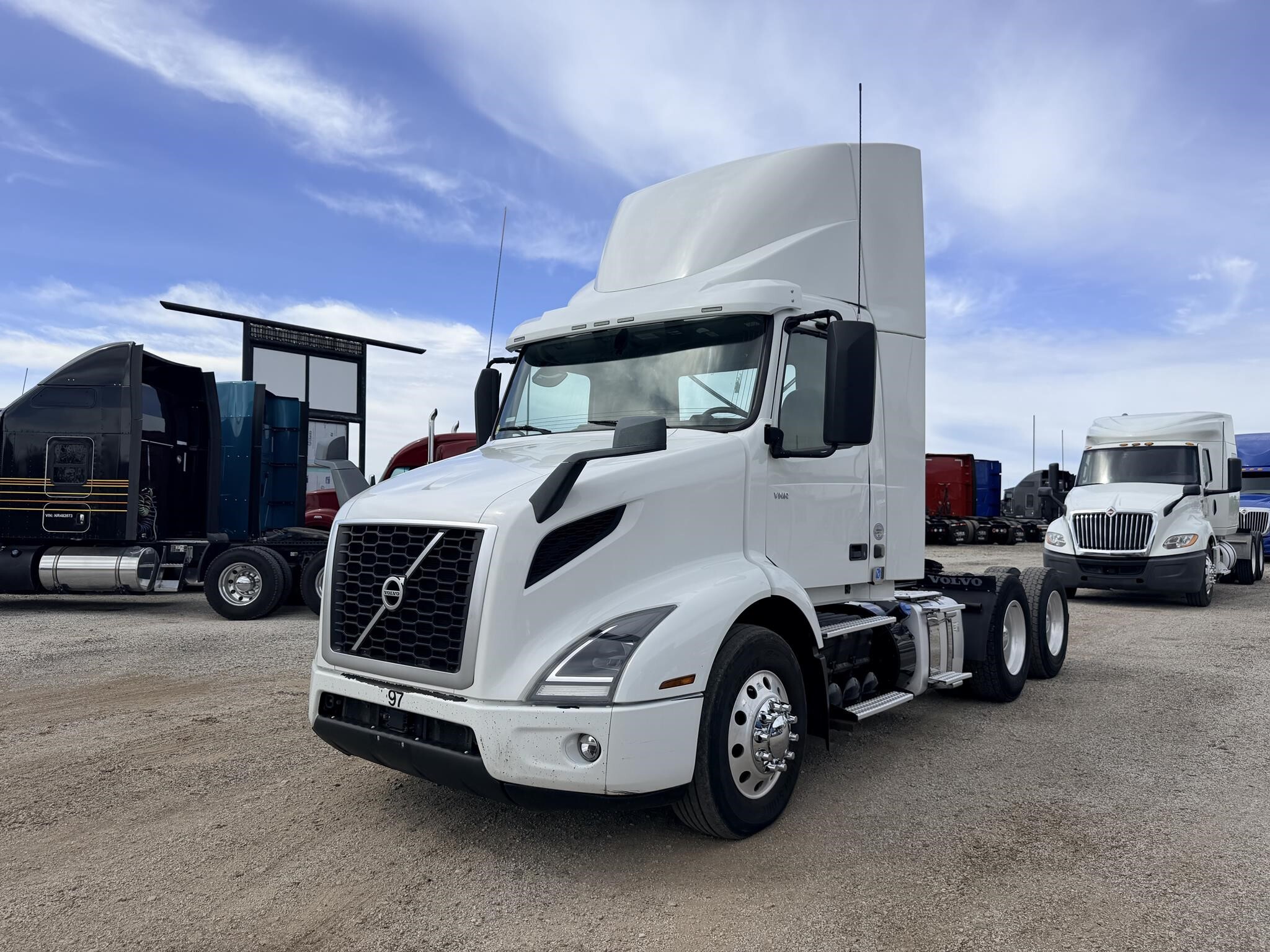 2021 VOLVO VNR42T300 in Eastland, TX