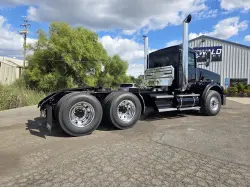 1999 KENWORTH T800