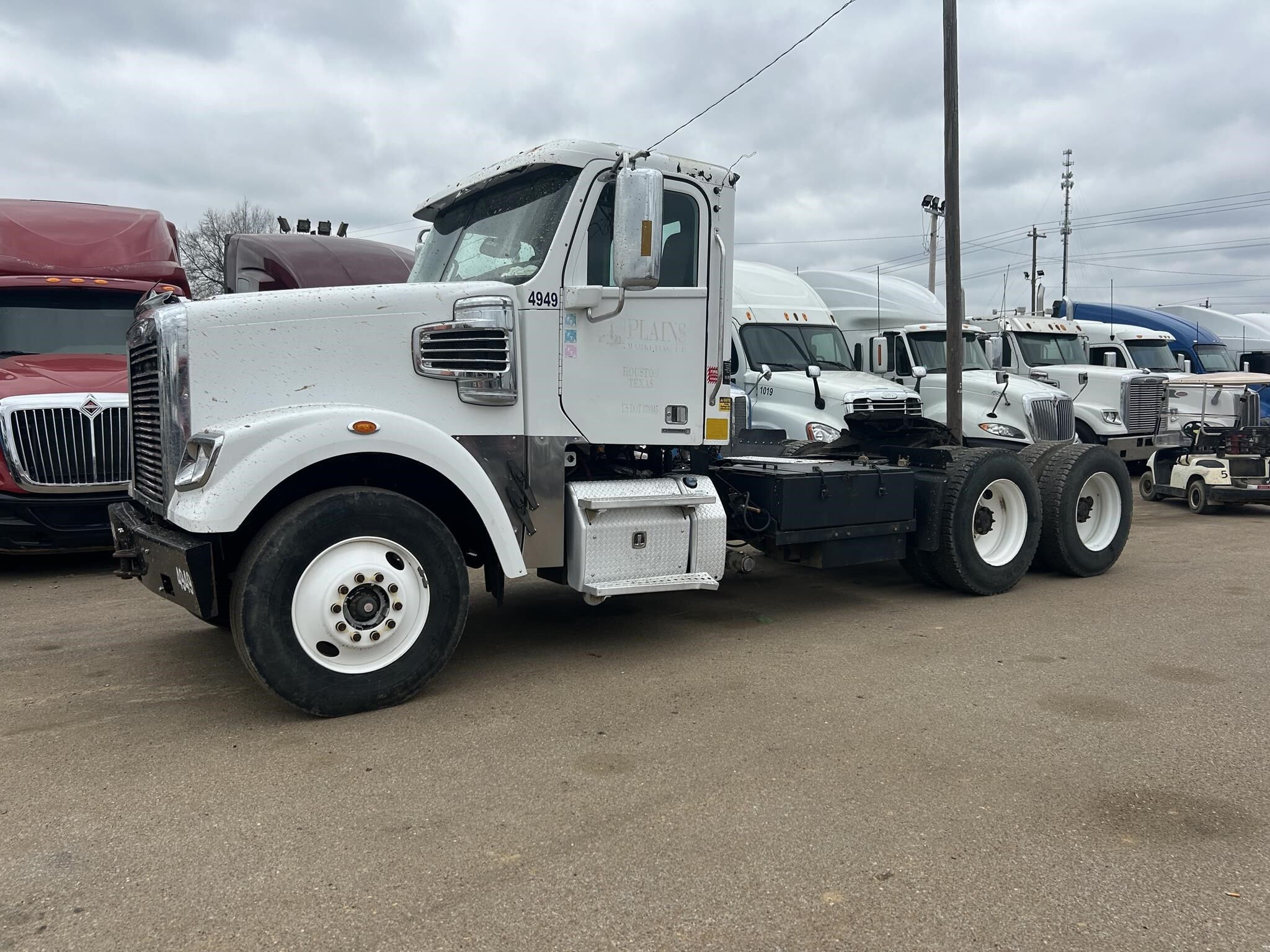 2013 FREIGHTLINER 122 SD in Covington, TN
