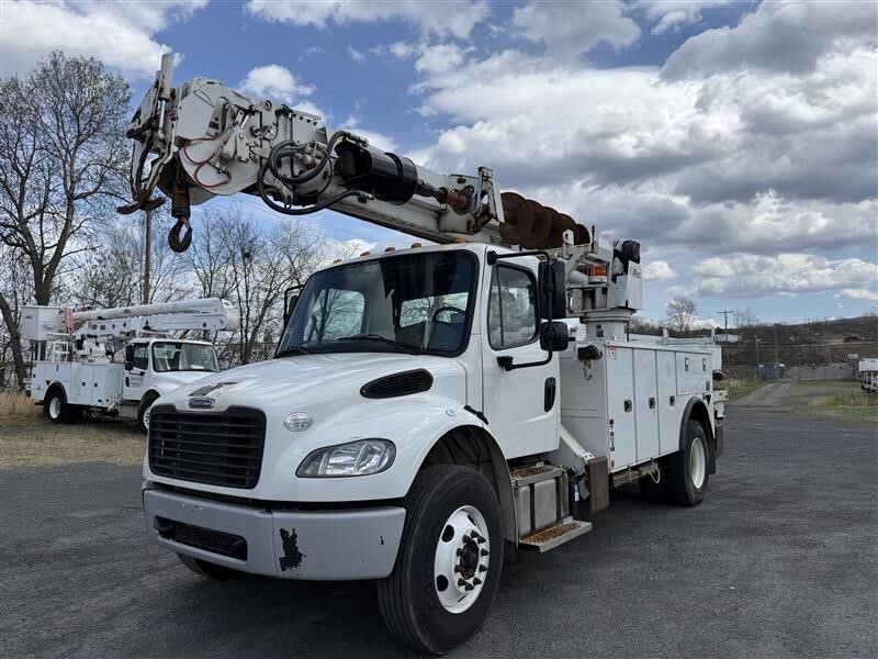 2020 FREIGHTLINER BUSINESS CLASS M2 106 in Plains, PA