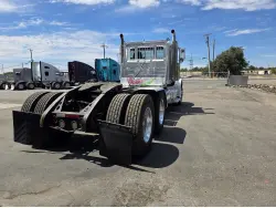 2013 PETERBILT 388