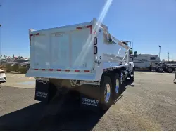 2022 KENWORTH T880