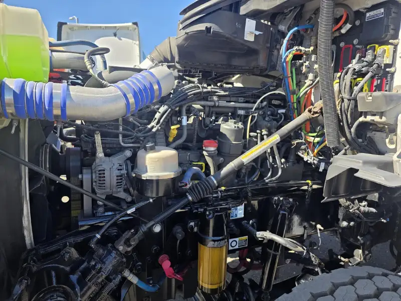 2022 KENWORTH T880