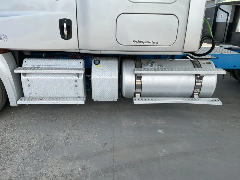 2019 FREIGHTLINER CASCADIA 126