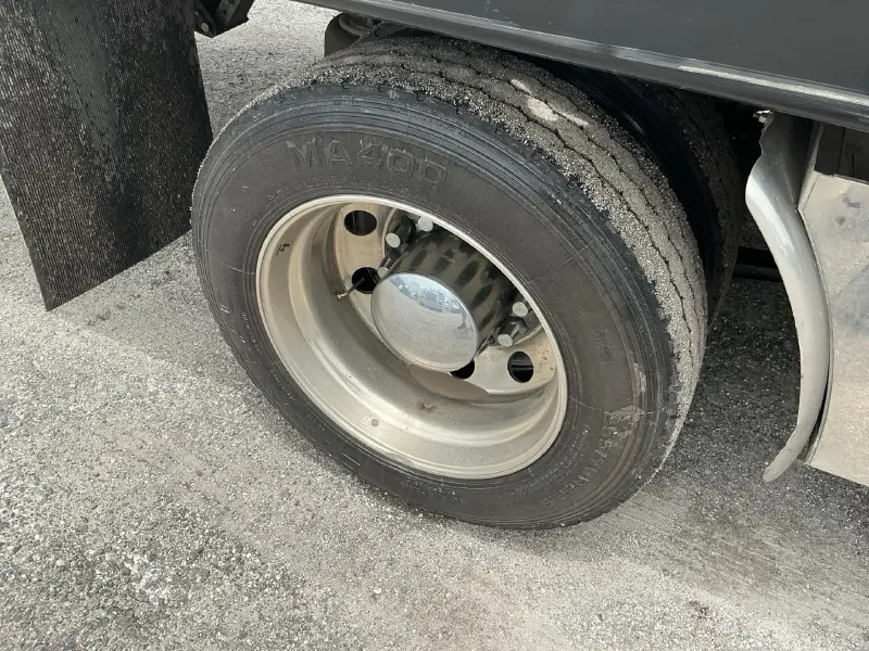 2025 INTERNATIONAL MV 607