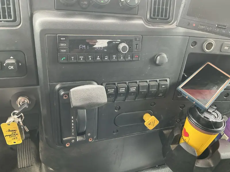 2025 INTERNATIONAL MV 607
