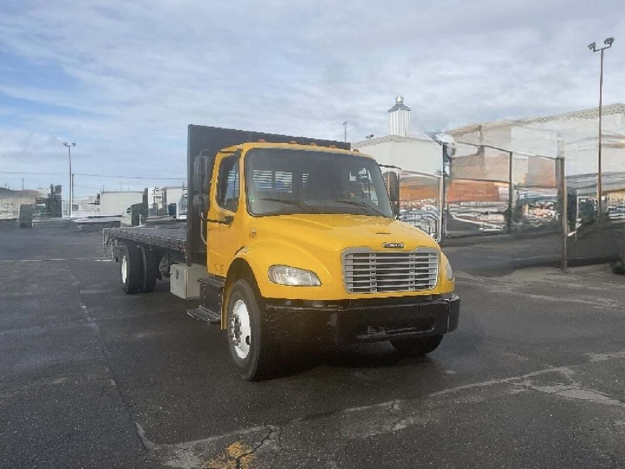 2020 FREIGHTLINER BUSINESS CLASS M2 106 in New Castle, DE