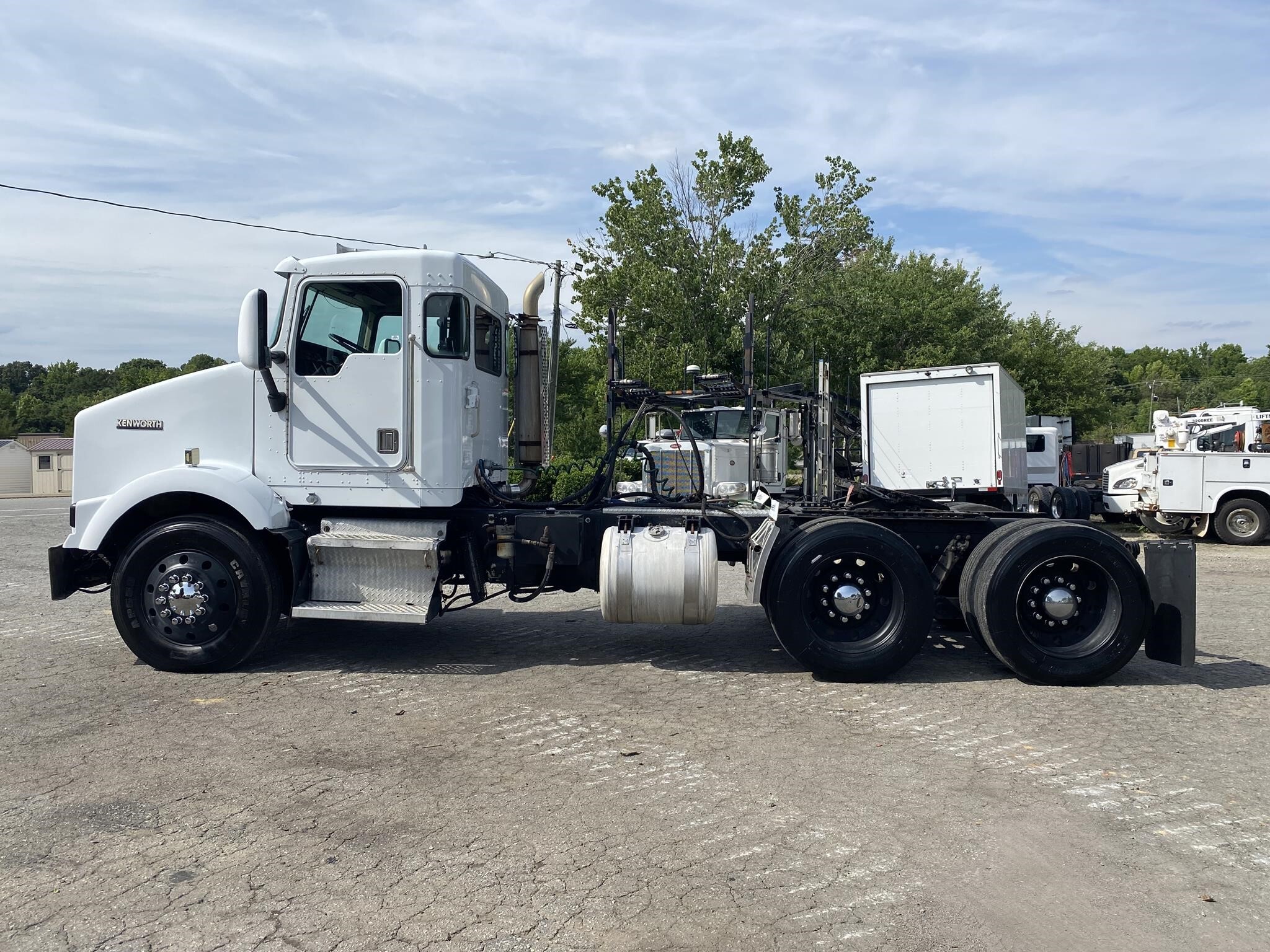 1998 KENWORTH T800 in Greensboro, NC