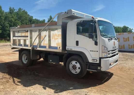 2020 ISUZU FTR in Miami, FL