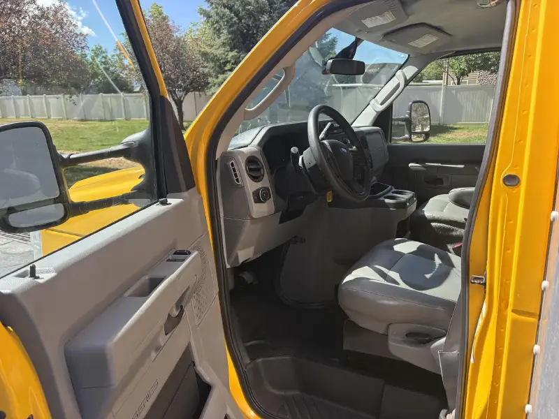 2022 FORD ECONOLINE