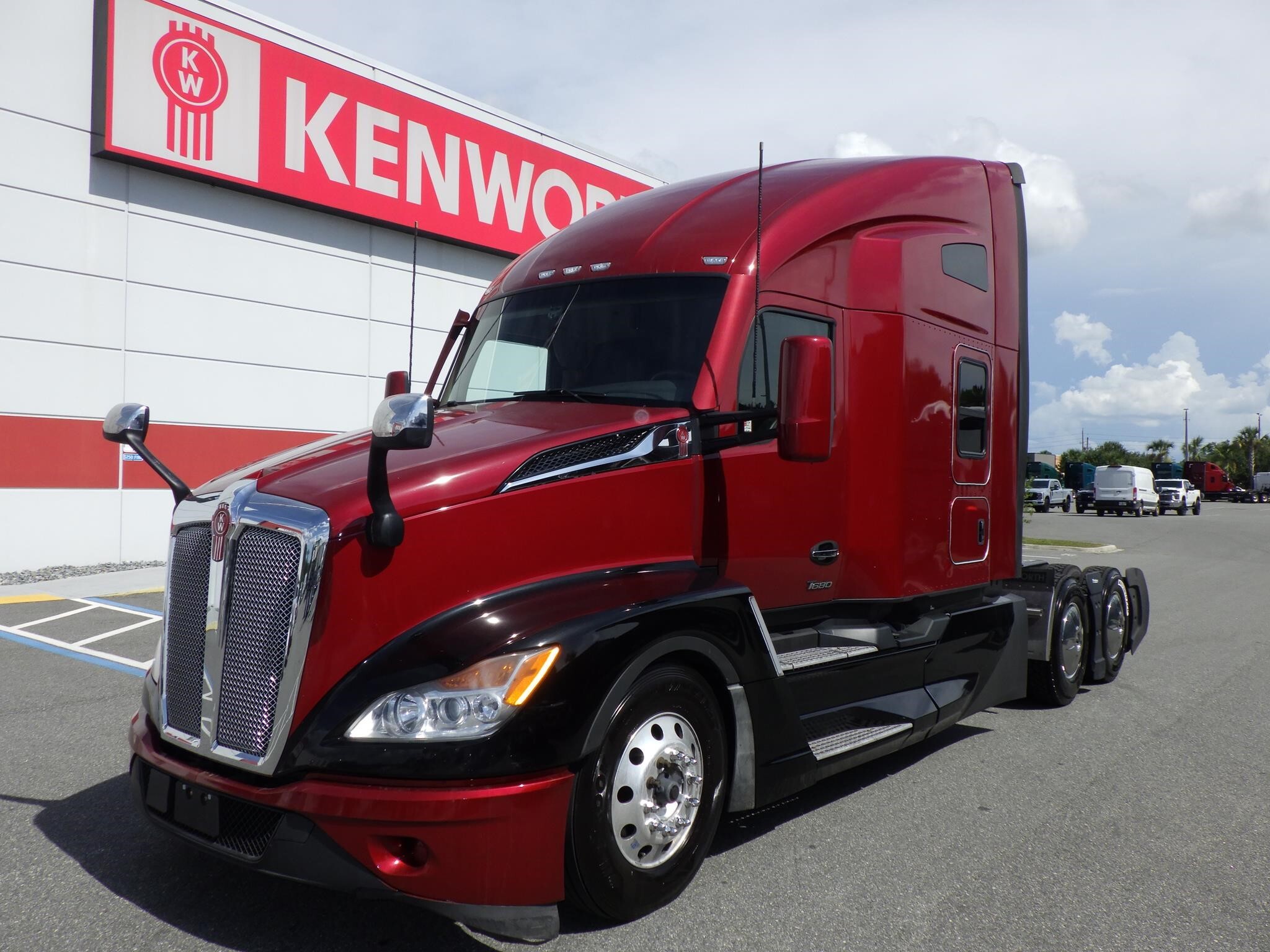 2023 KENWORTH T680 in Jacksonville, FL