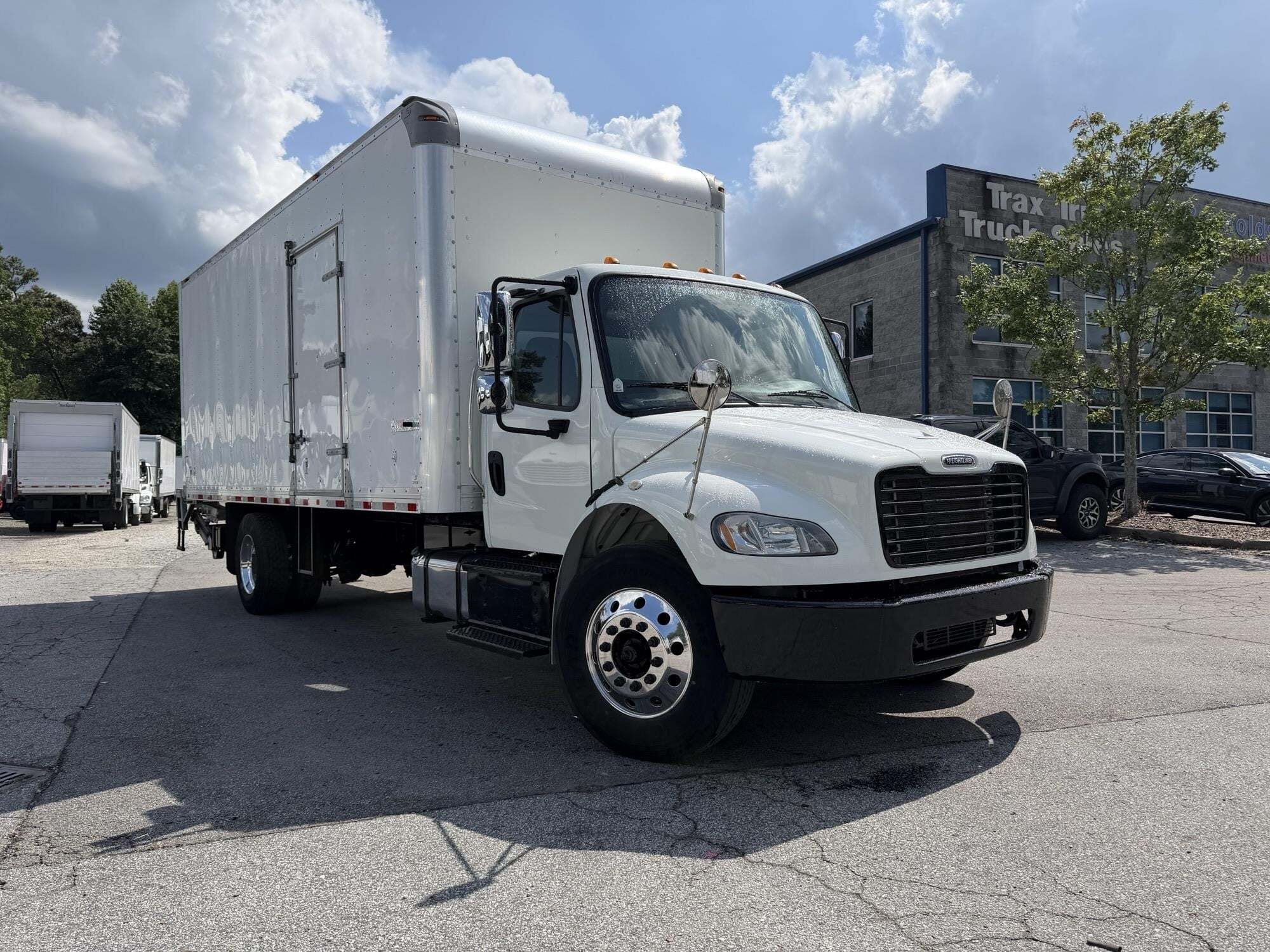 2019 FREIGHTLINER BUSINESS CLASS M2 106 in Morrow, GA