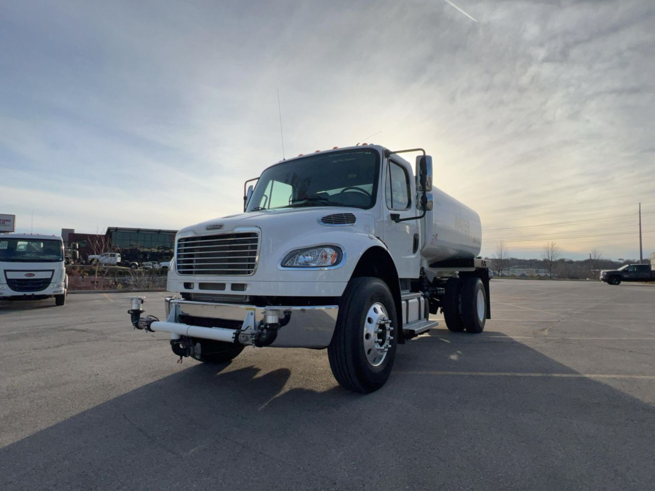 2018 FREIGHTLINER BUSINESS CLASS M2 106 in Poulsbo, WA