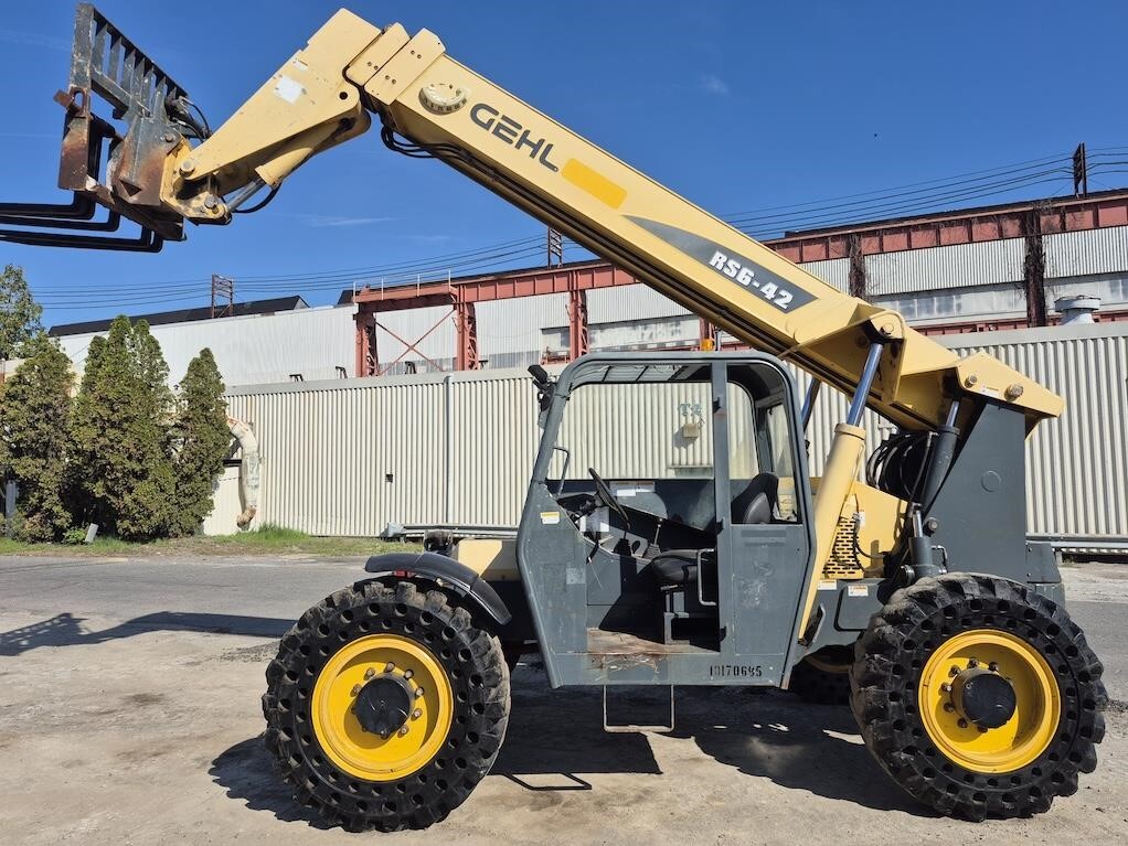 2013 GEHL RS6-42 in Essington, PA