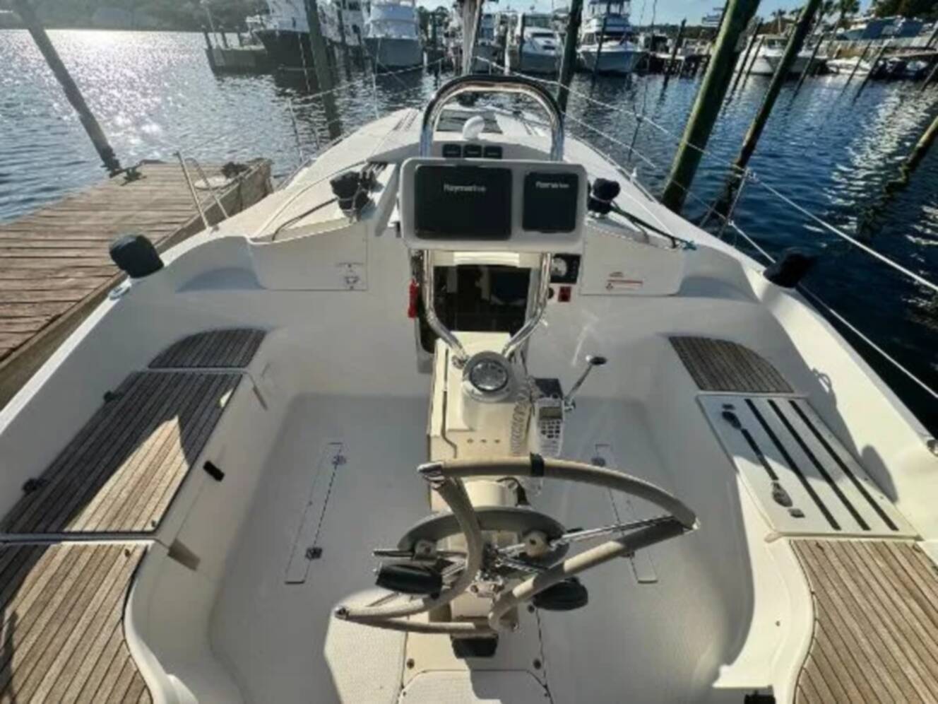 A photo of this 2017 Marlow-Hunter 31