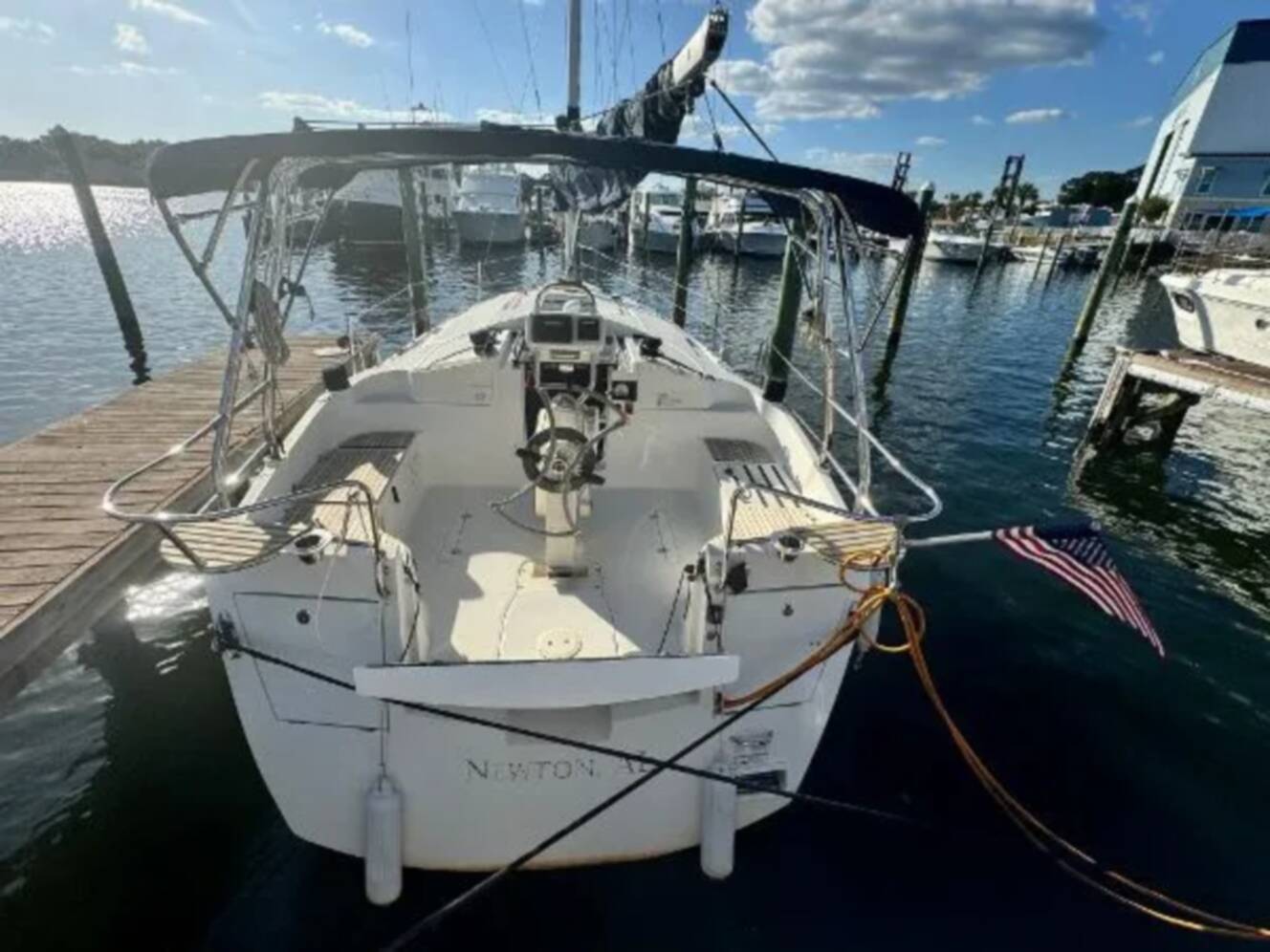 A photo of this 2017 Marlow-Hunter 31