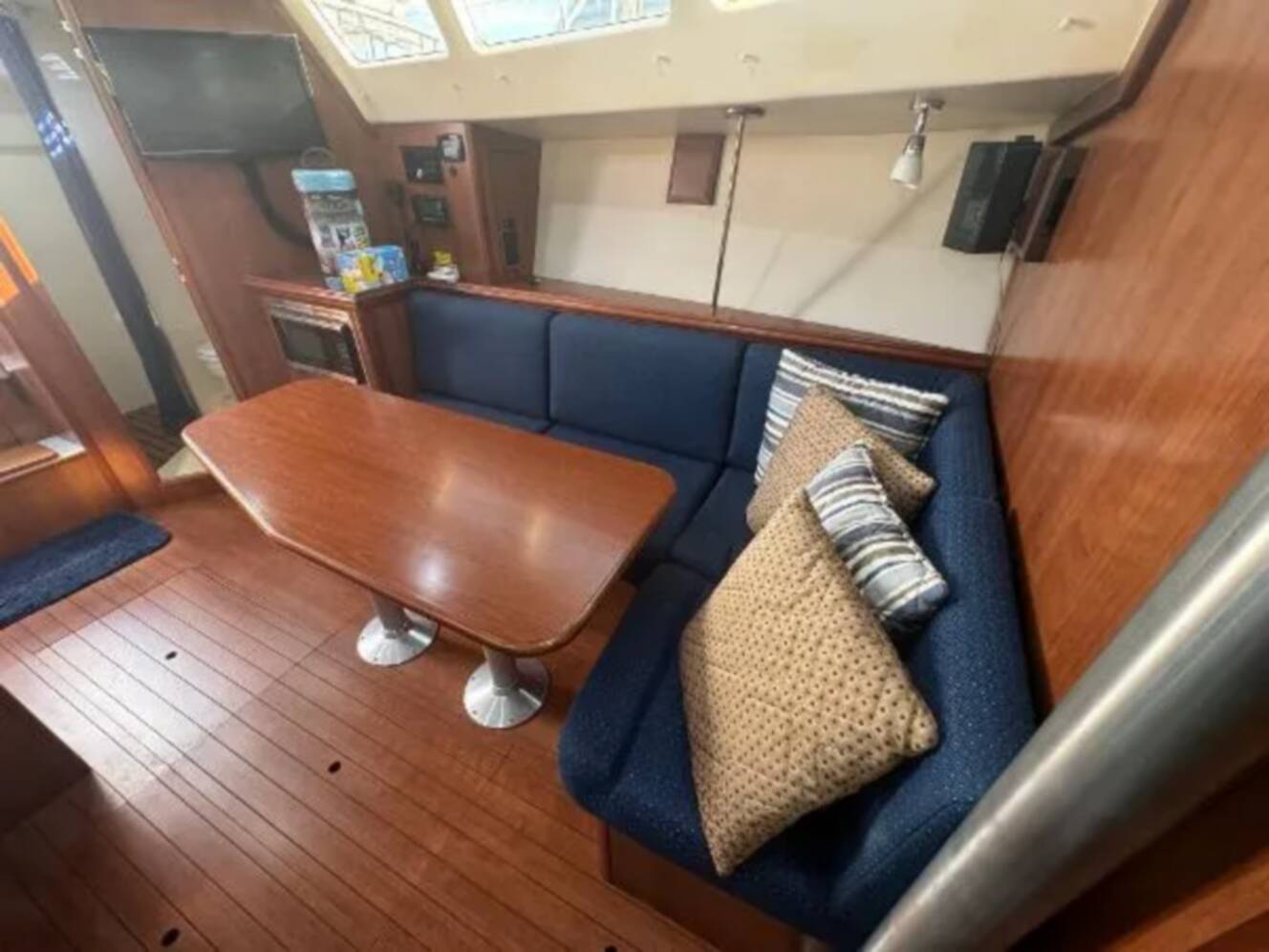 A photo of this 2017 Marlow-Hunter 31