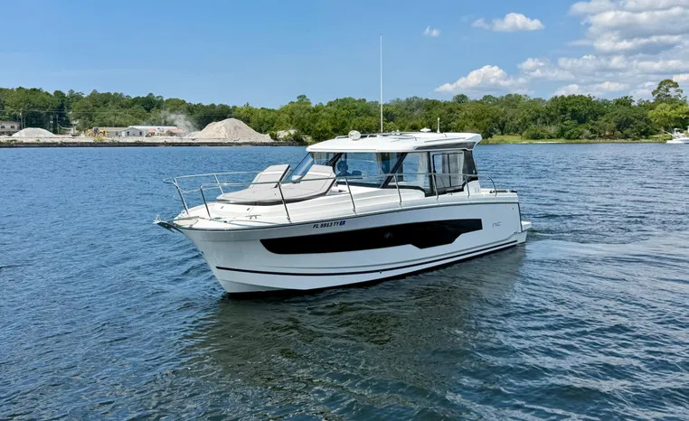 2025 Jeanneau NC 1095 Coupe in orange beach AL