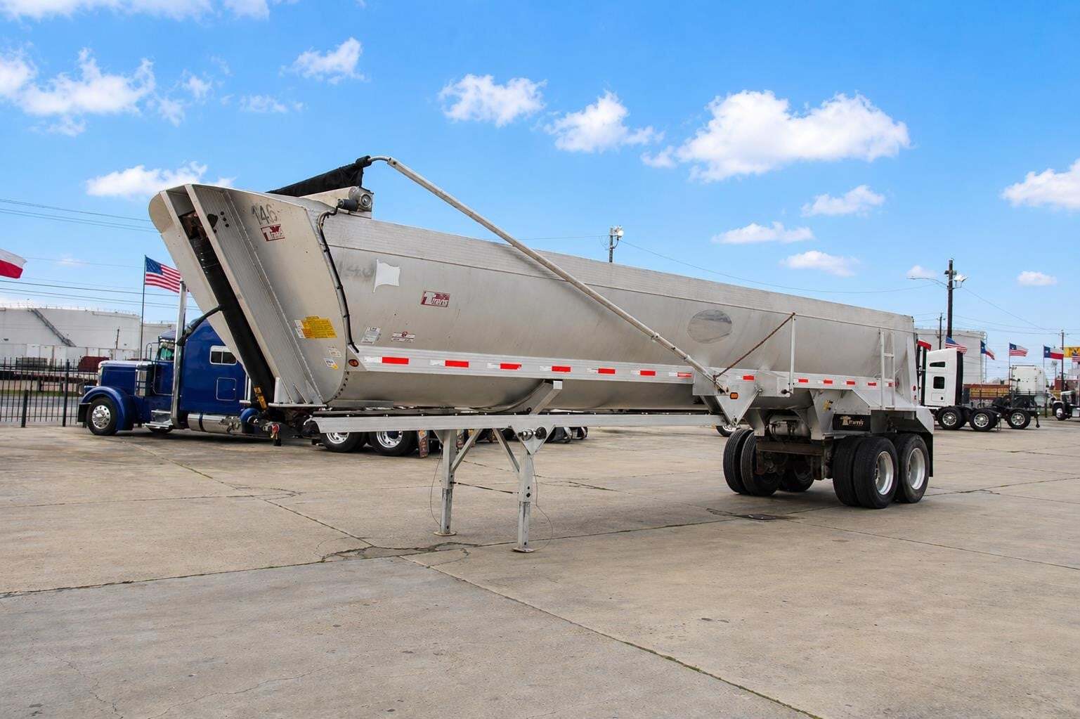 2015 TRAVIS ALUM END DUMP in Houston, TX