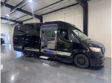 2025 Grech RV LUSSO Review image