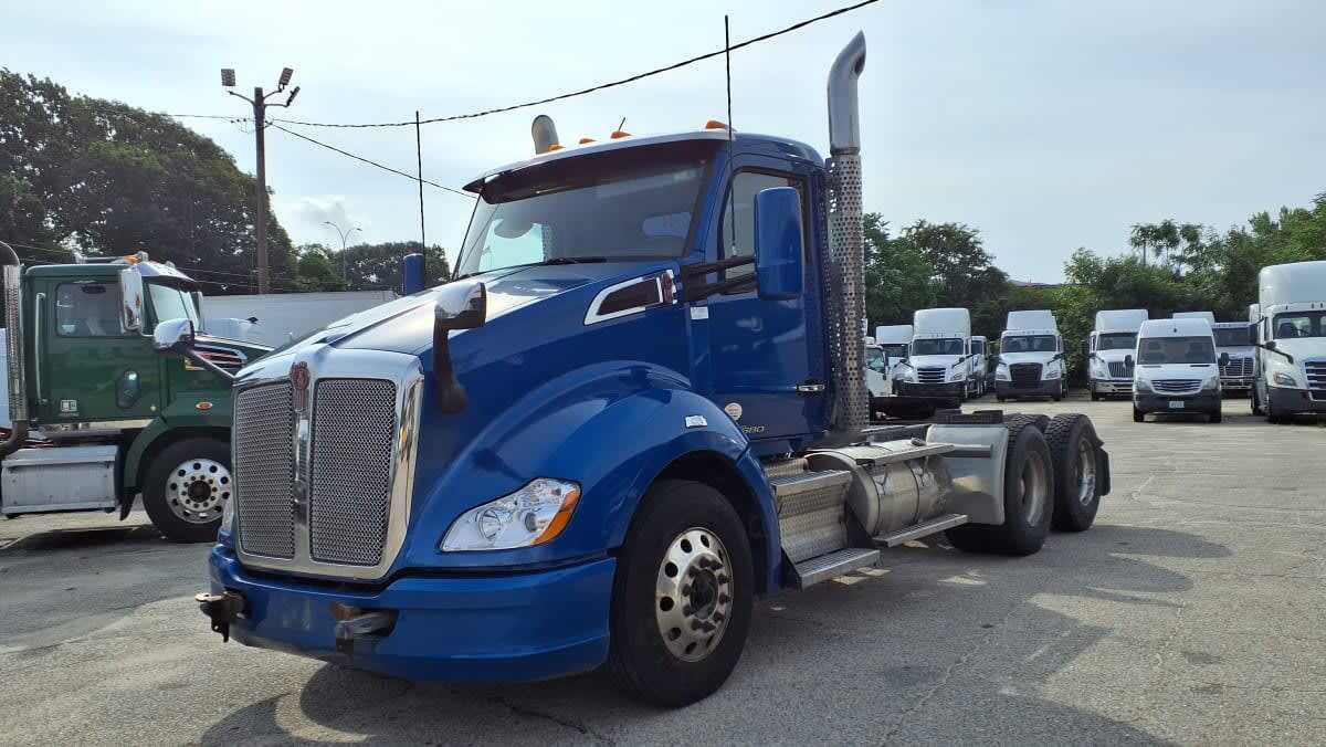 2020 KENWORTH T680 in Warwick, RI