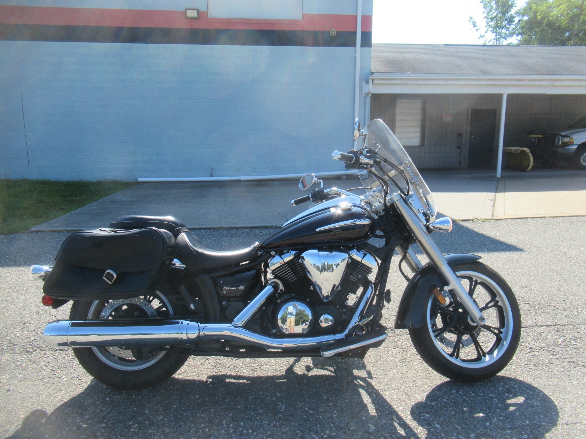 2010 Yamaha V Star 950 BASE in Springfield, MA