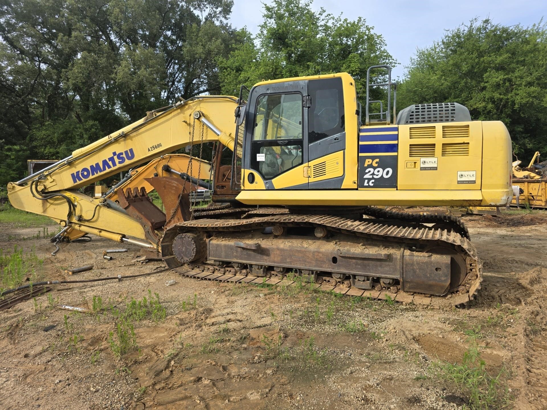 KOMATSU PC290 LC-10 in Hughes Springs, TX
