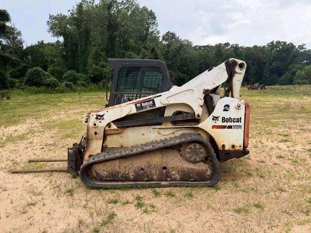 2015 BOBCAT T870 in Chantilly, VA