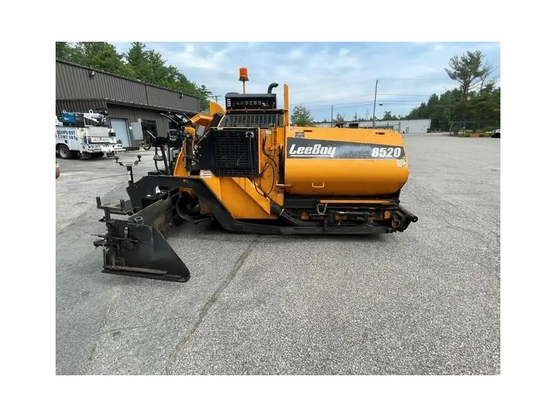 2018 LEEBOY 8520