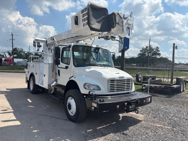2016 FREIGHTLINER BUSINESS CLASS M2 106 in Houston, TX