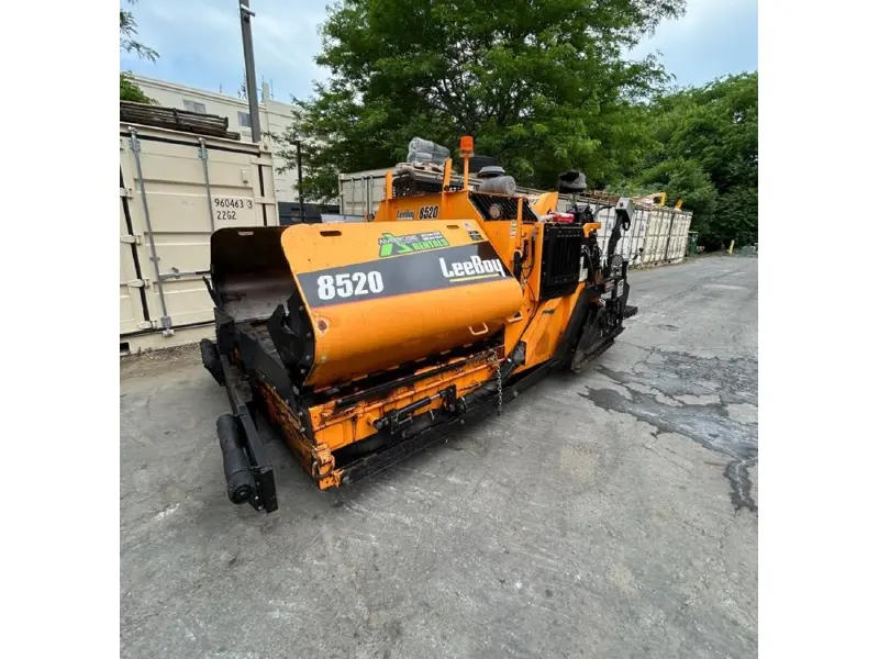 2019 LEEBOY 8520