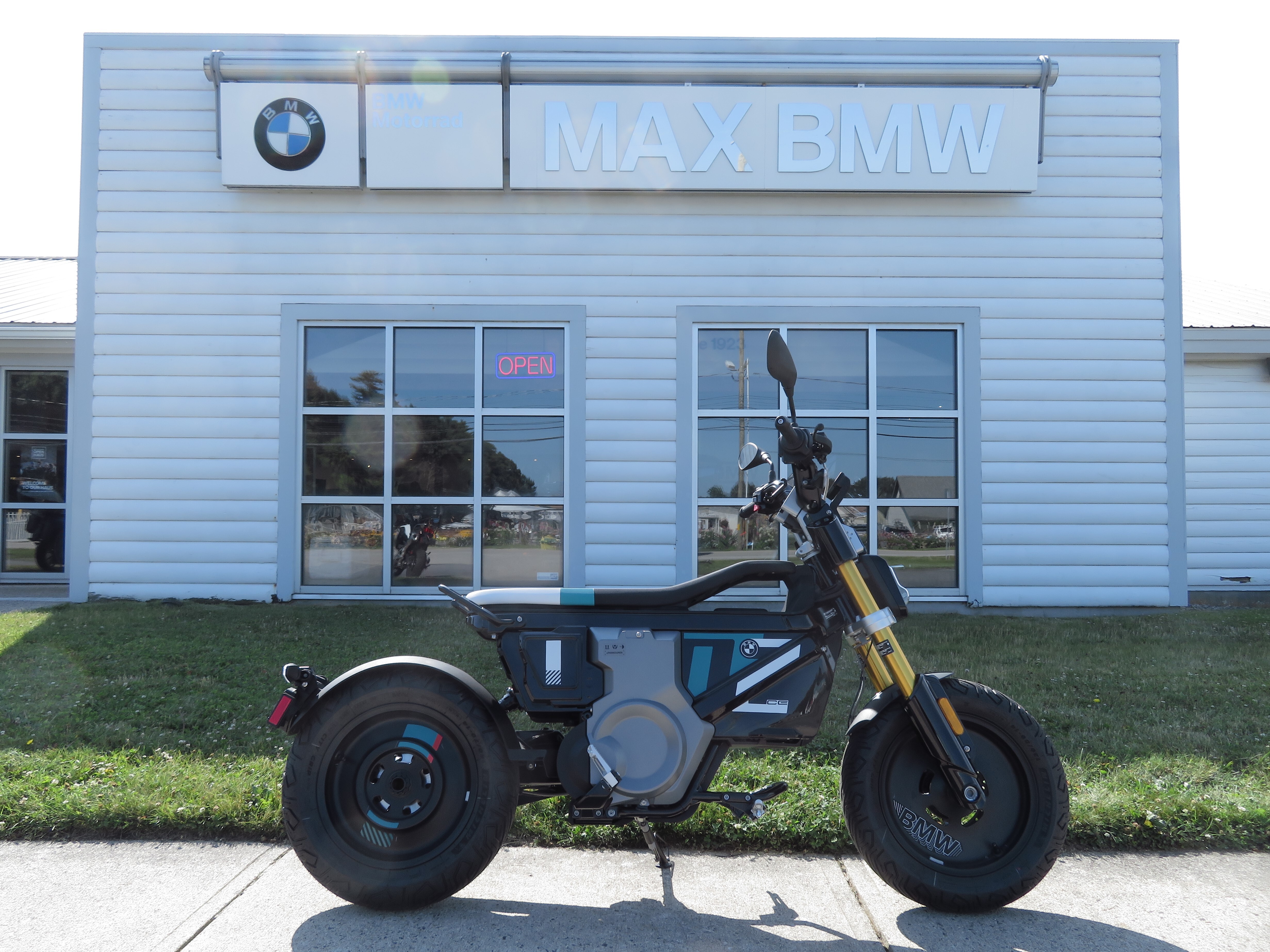 2025 BMW CE 02 02 in North Hampton, NH