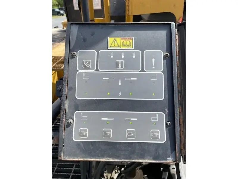 2006 CATERPILLAR AP-655C