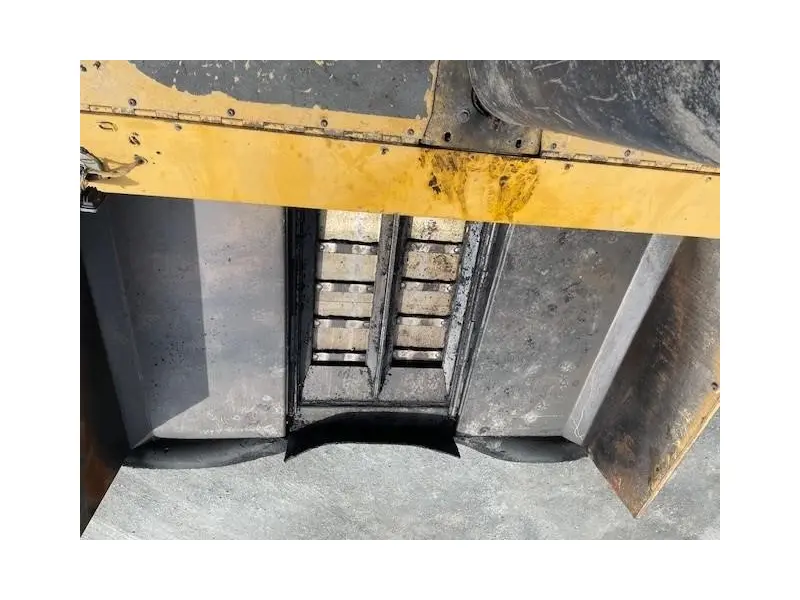 2006 CATERPILLAR AP-655C