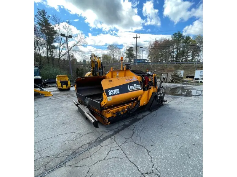 2020 LEEBOY 8510E