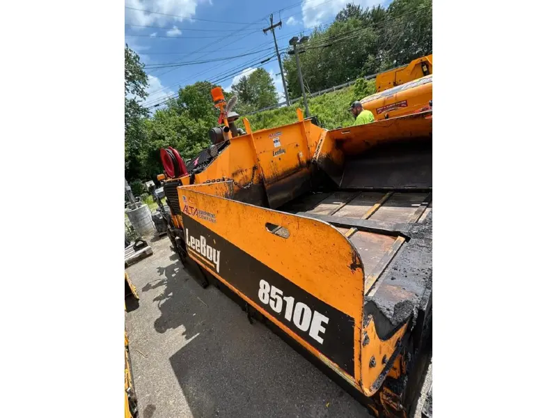 2020 LEEBOY 8510E