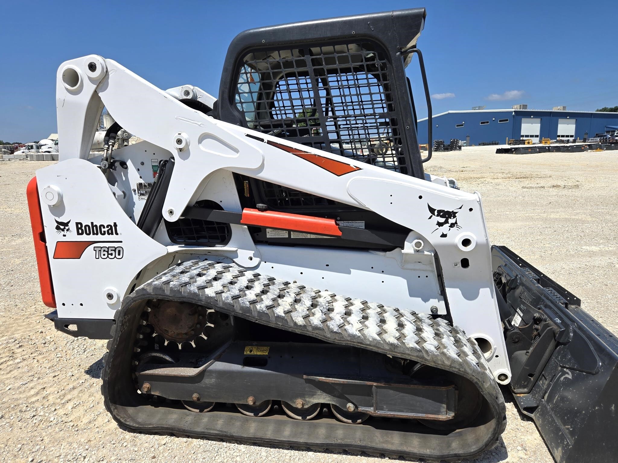 2019 BOBCAT T650 in Wentzville, MO