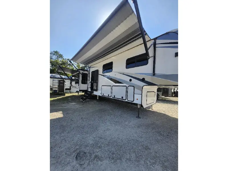 2022 ALLIANCE RV PARADIGM 390MP