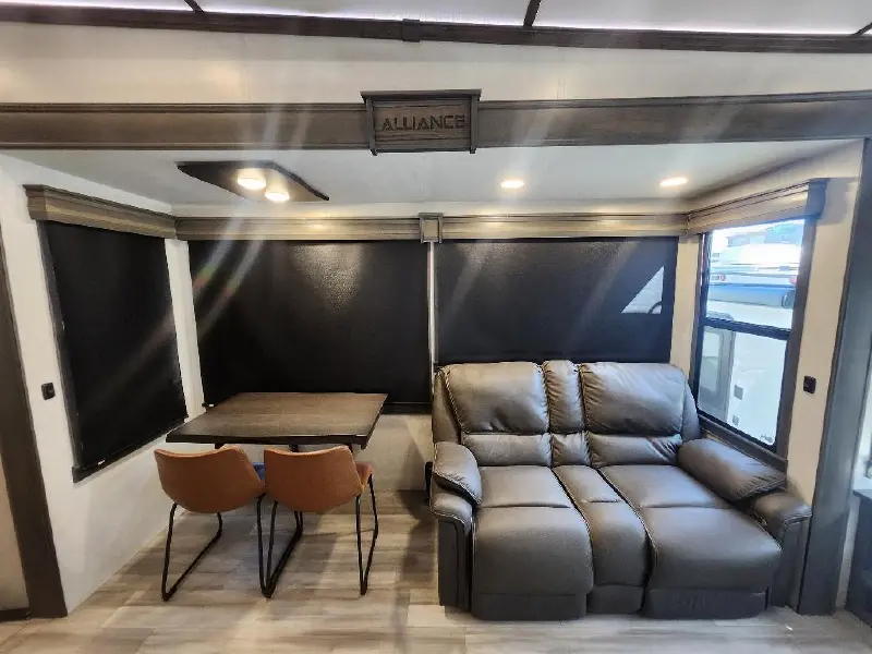 2022 ALLIANCE RV PARADIGM 390MP