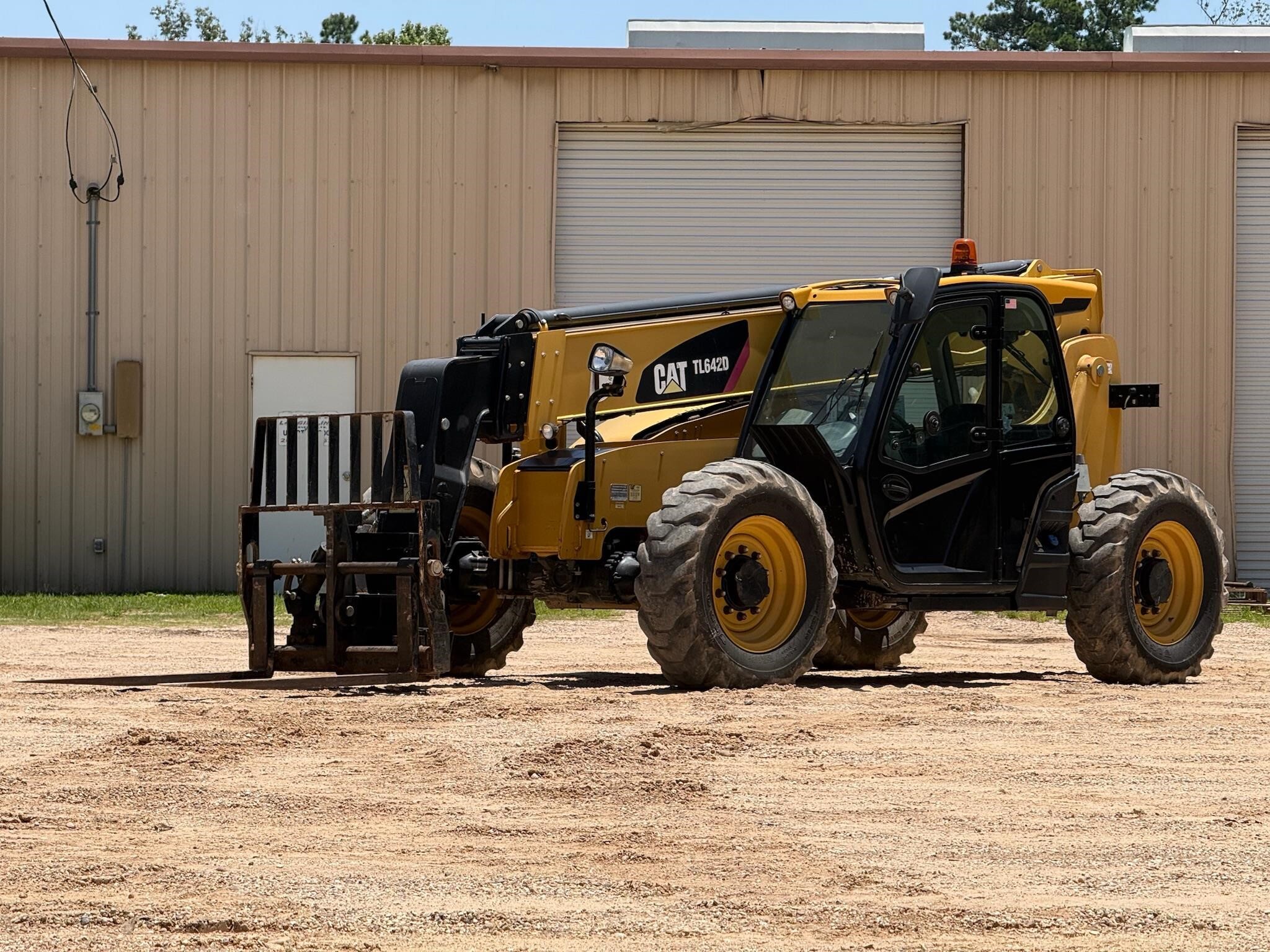 2017 CATERPILLAR TL642D in Cleveland, TX
