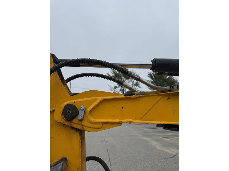 2022 JCB 35Z-1