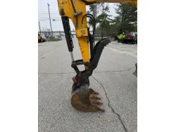 2022 JCB 35Z-1