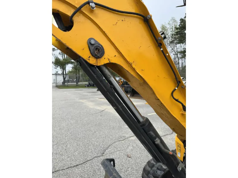 2022 JCB 35Z-1