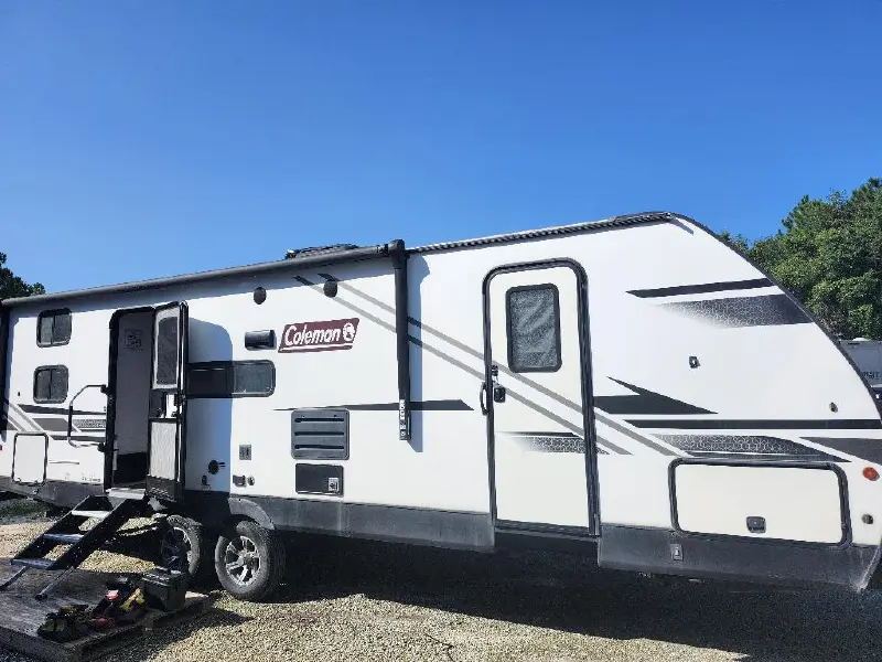 2022 COLEMAN LIGHT 2755BH